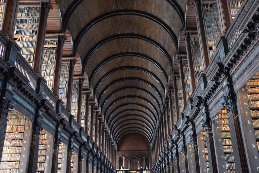 Biblioteka w Trinity Collage Dublinie