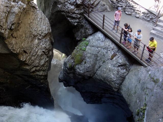 Trümmelbach największe podziemne wodospady Europy