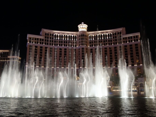 Las Vegas - fontanny luksusowego hotelu Bellagio
