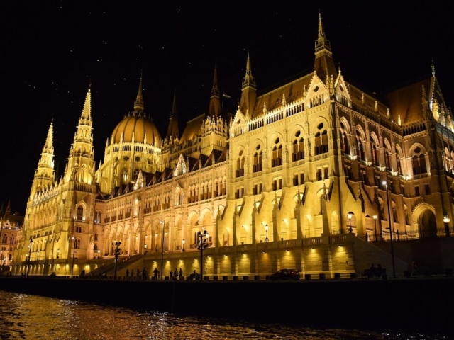 Budapeszt - parlament nocą