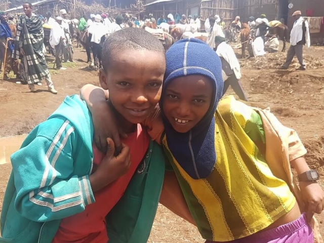 Uśmiechnięte Etiopskie dzieci